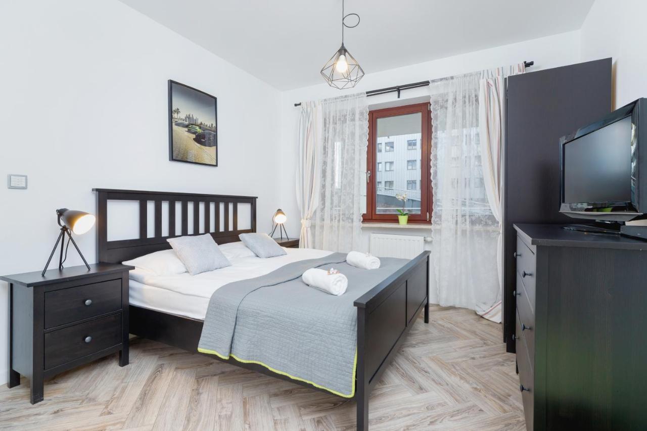 Premium Apartment Ludwinowska Kraków by Renters Exterior foto