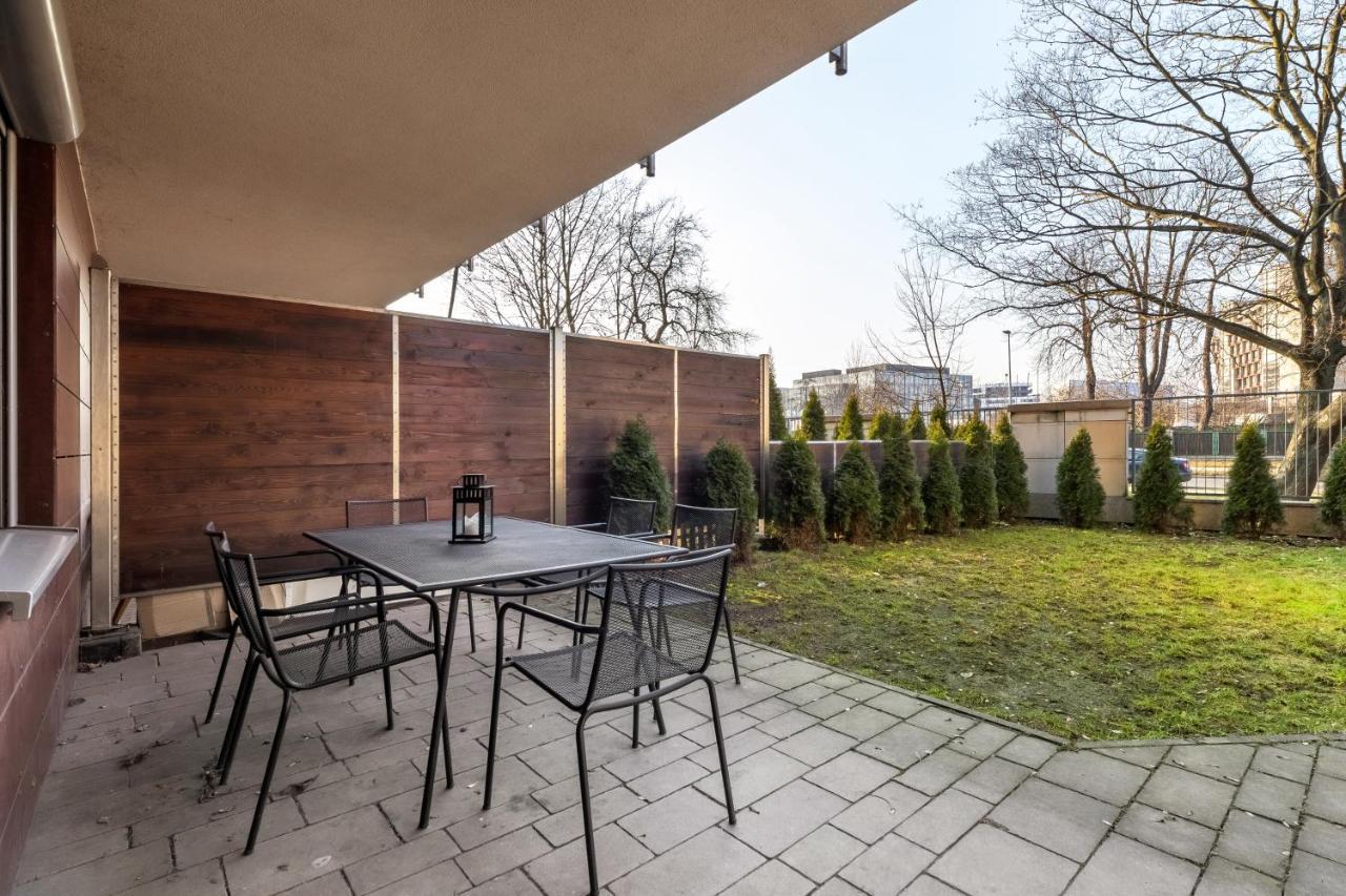 Premium Apartment Ludwinowska Kraków by Renters Exterior foto