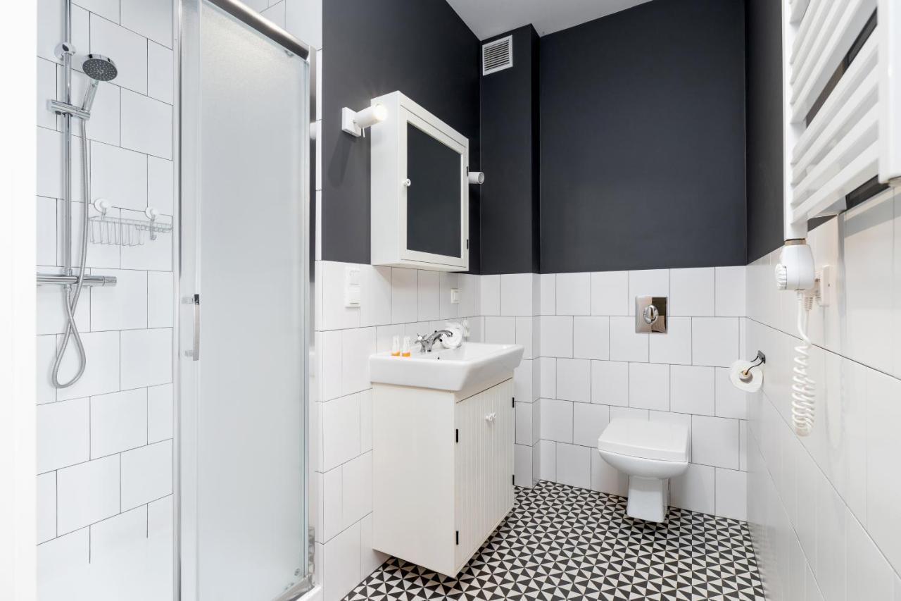 Premium Apartment Ludwinowska Kraków by Renters Exterior foto